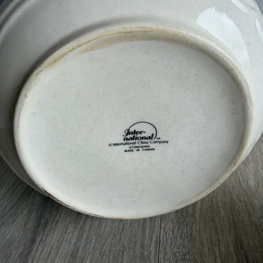 International China Co vintage cottagecore